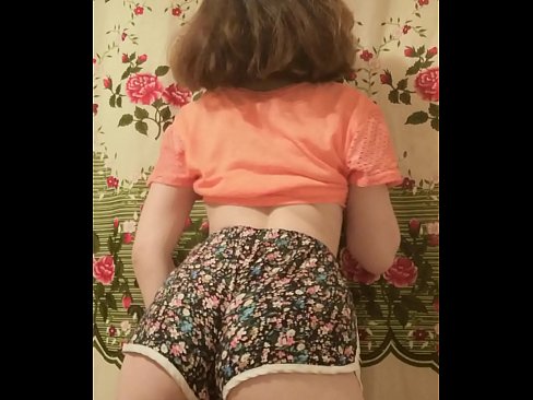 ❤️ Seksual yosh go'dak kamerada uning shortilarini echib tashlamoqda ❤❌ Slutsda bizda ❤