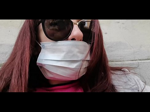 ❤️ Nikoletta qo'shnisidan qasos oladi va garajida siydi (Maxsus Covid19 Italiya karantini) ❤❌ Slutsda bizda ❤